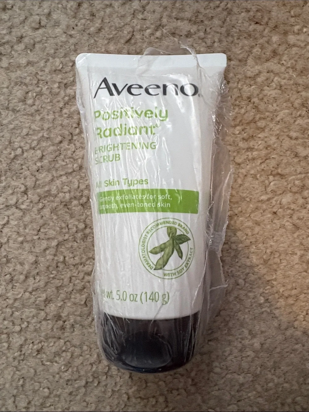 Aveeno Positively Radiant Brightening Scrub - White & Green